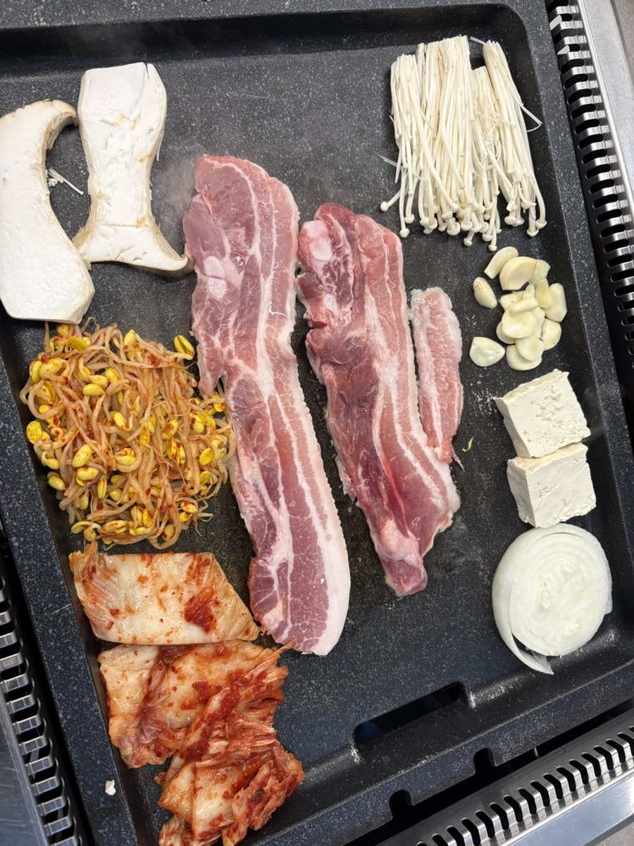 1근삼겹살 사진 6