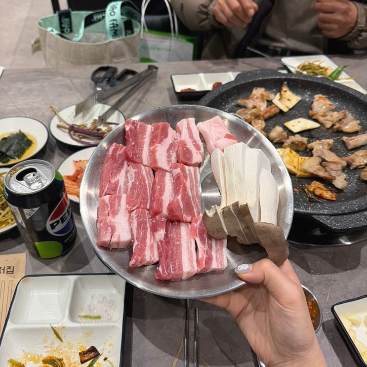  마산 현동 맛집 현동고깃집ㅣ웨이팅 있는 녹차 먹인 생고기집