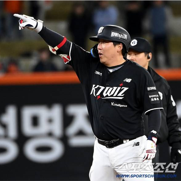 한화 <b>KT</b> 경기 결과 단독선두 — 4연승 <b>KT</b>, 우승청부사... 