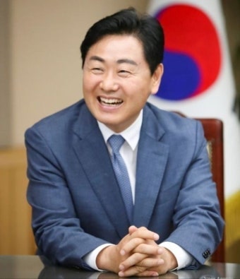 '김관영 전북도지사 프로필' 나이 1969년생, 학력 고향
