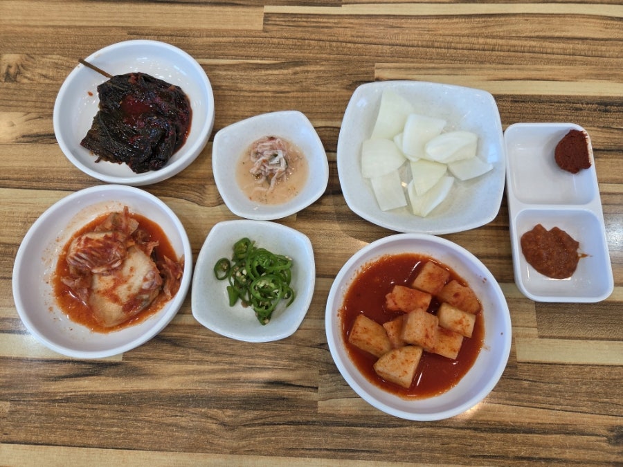 뽀빠이국밥 사진 3