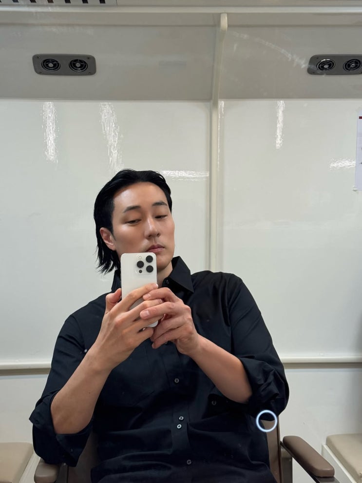  상 남자 컨셉의 소지섭, 파격 스타일 변신