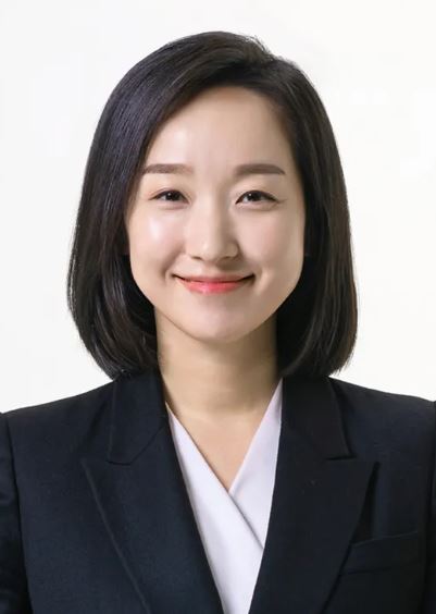 <b>청와대</b> 대변인실 : 전은수 대변인, 강유정 <b>수석</b>대변인 승진<b>임명</b>
