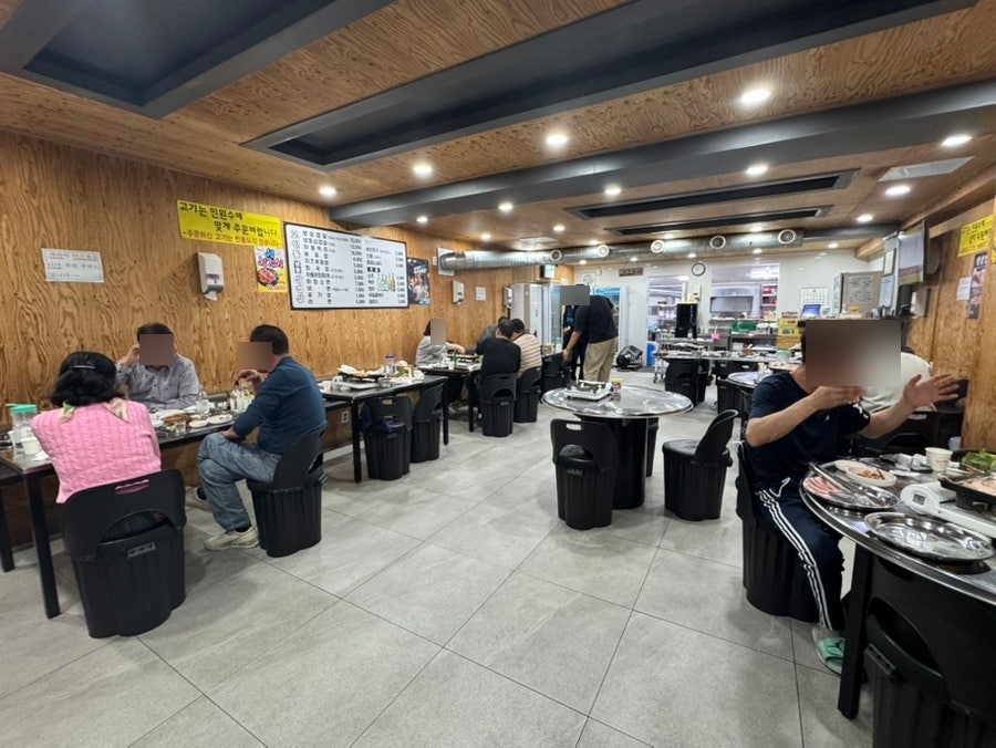 고인돌냉동삼겹살 사진 3