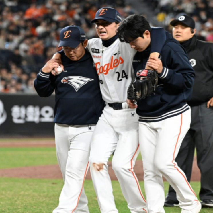 폰세와 와이스 대체로 영입된 오웬 화이트, 첫 등판부터 햄스트링파열 최소 6주 이탈 악재!! 허경민에게 헤드샷을 던졌던 엄상백도 팔꿈치 통증으로 1군 엔트리 제외!!