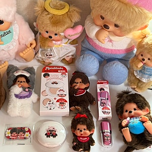 4.1 대망의 어뮤즈X몬치치 대박 콜라보AMUSE X MONCHHICHI 세라믹 스킨 퍼펙트 쿠션&젤핏 글로스 04....