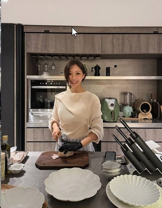 왕따 논란으로 추락했는데…100억 한남동 입성한 36세 셀럽 현재 모습