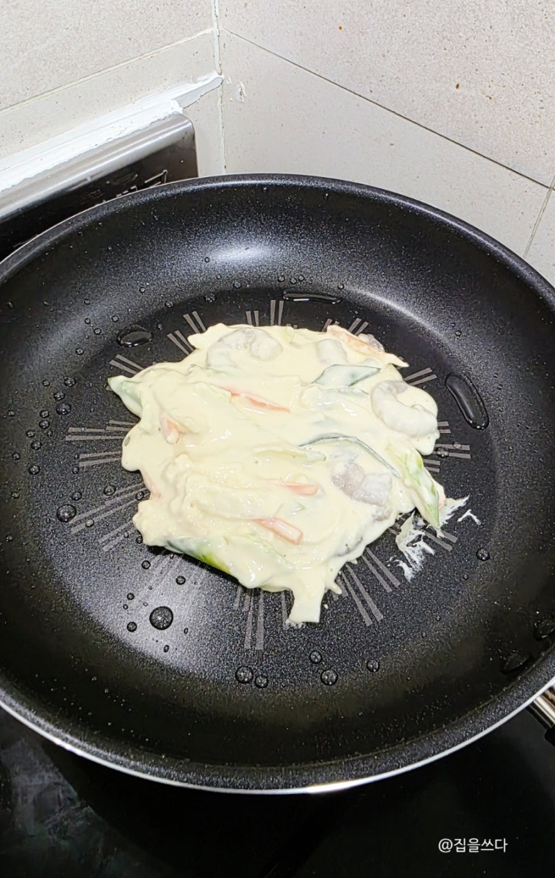 눌어붙지 않는 해피콜 체인지 다이아몬드 IH 28cm 프라이팬