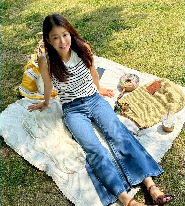  실리프팅 0번? 40대 이시영이 매일 아침 얼굴 대신 빗는 곳