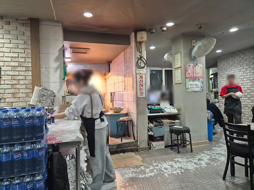 뉴거인통닭 부민점 사진 3