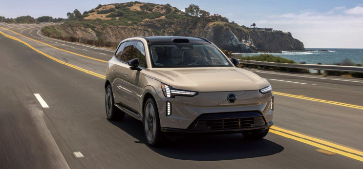  볼보 EX90: 1억 620만원 플래그십 전기 SUV, XC90 후계자 등장!