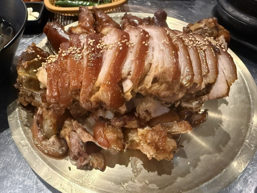 참숯에구운무한족발 사진 3