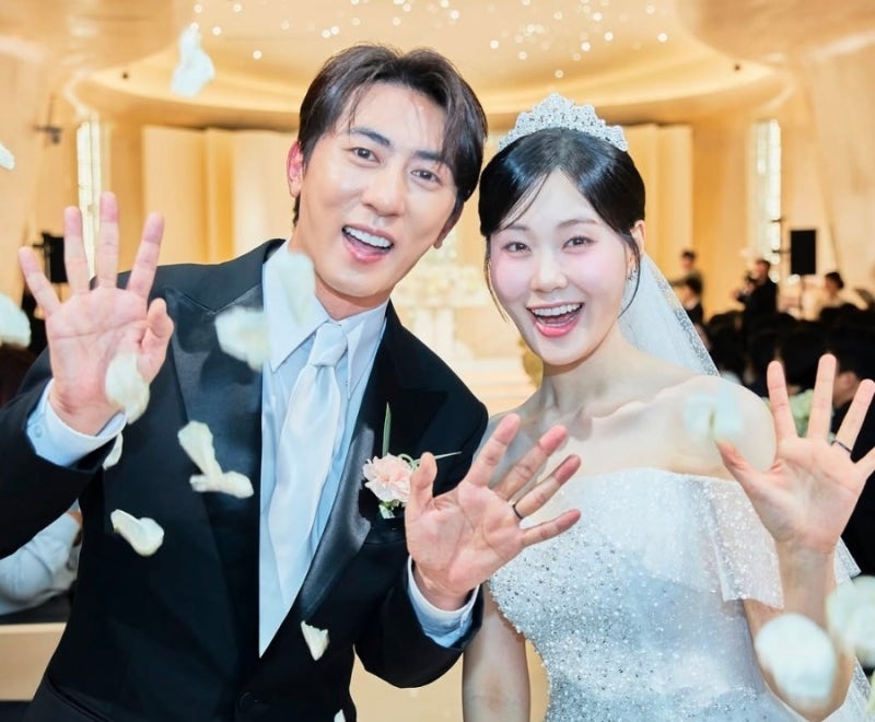 김원훈, 엄지윤 결혼식 반응 이혼 결혼 하루 만에 이혼?”
