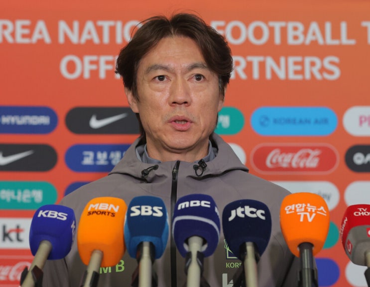 유럽 2연패·FIFA 랭킹 25위 추락…<b>홍명보호</b>, 월드컵까지... 