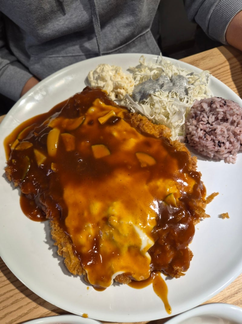 수원 아주대돈까스 맛집::뚱보아저씨수제돈까스 아주대점