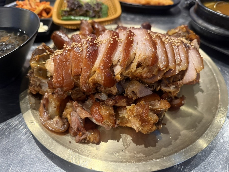 참숯에구운무한족발 사진 4