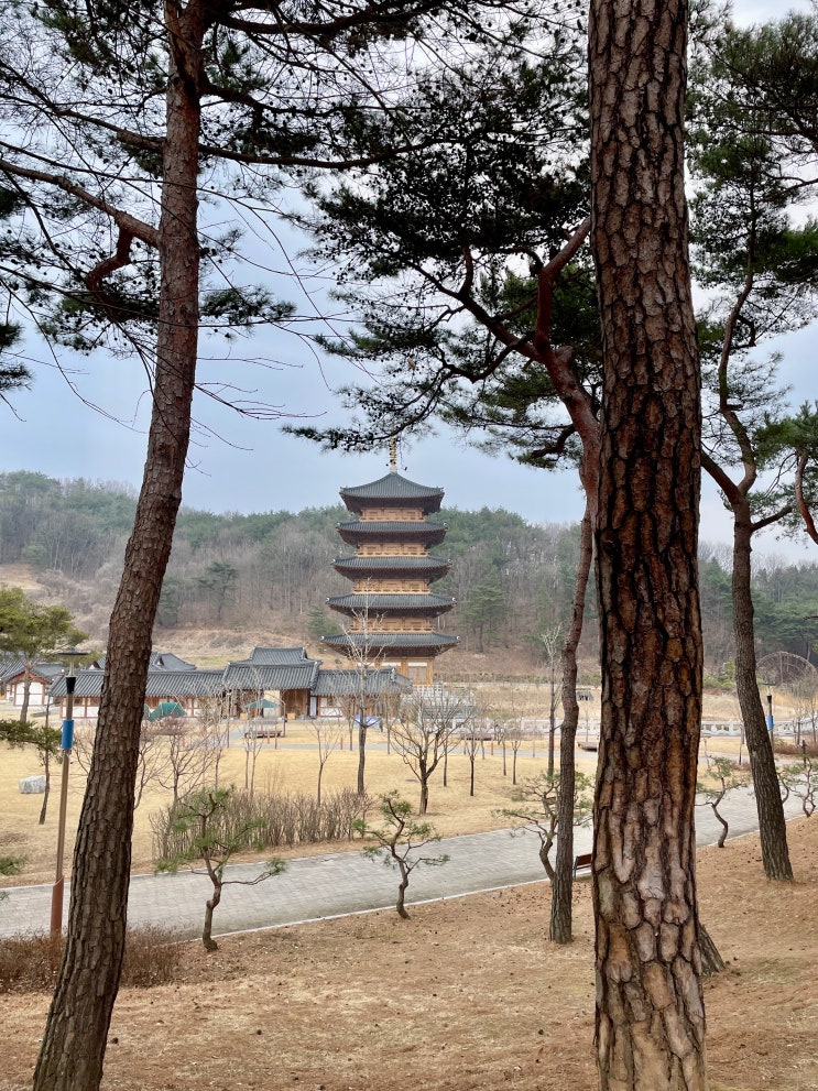 김천 가볼만한곳 직지사 평화의 탑 산책하기 좋은 사명대사공원 / 슬쌍디아빠 이동섭