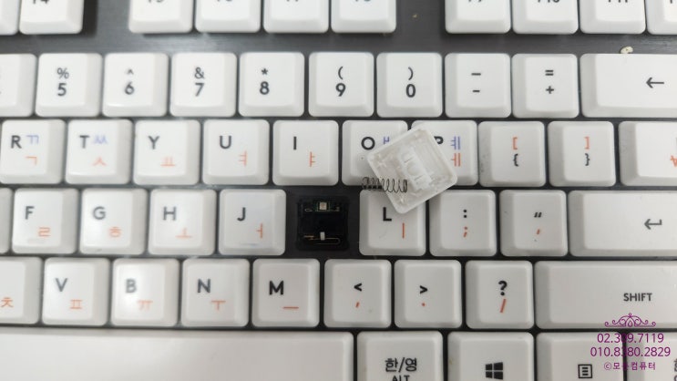  로지텍 G913 K키 입력 불량, 스위치 파손으로 인한 키보드 수리 과정