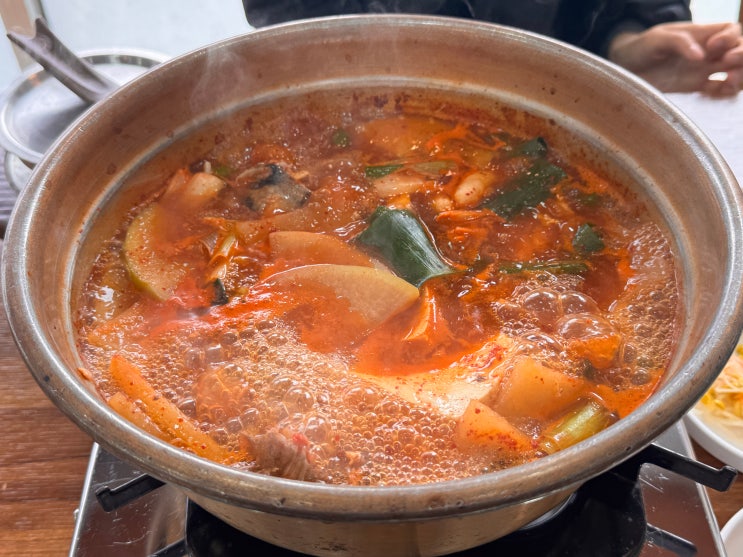  세종시 고운동 한식 맛집 – 강연우 동태찌개 세종직영점, 동태탕+솥밥 11000원 가성비굿