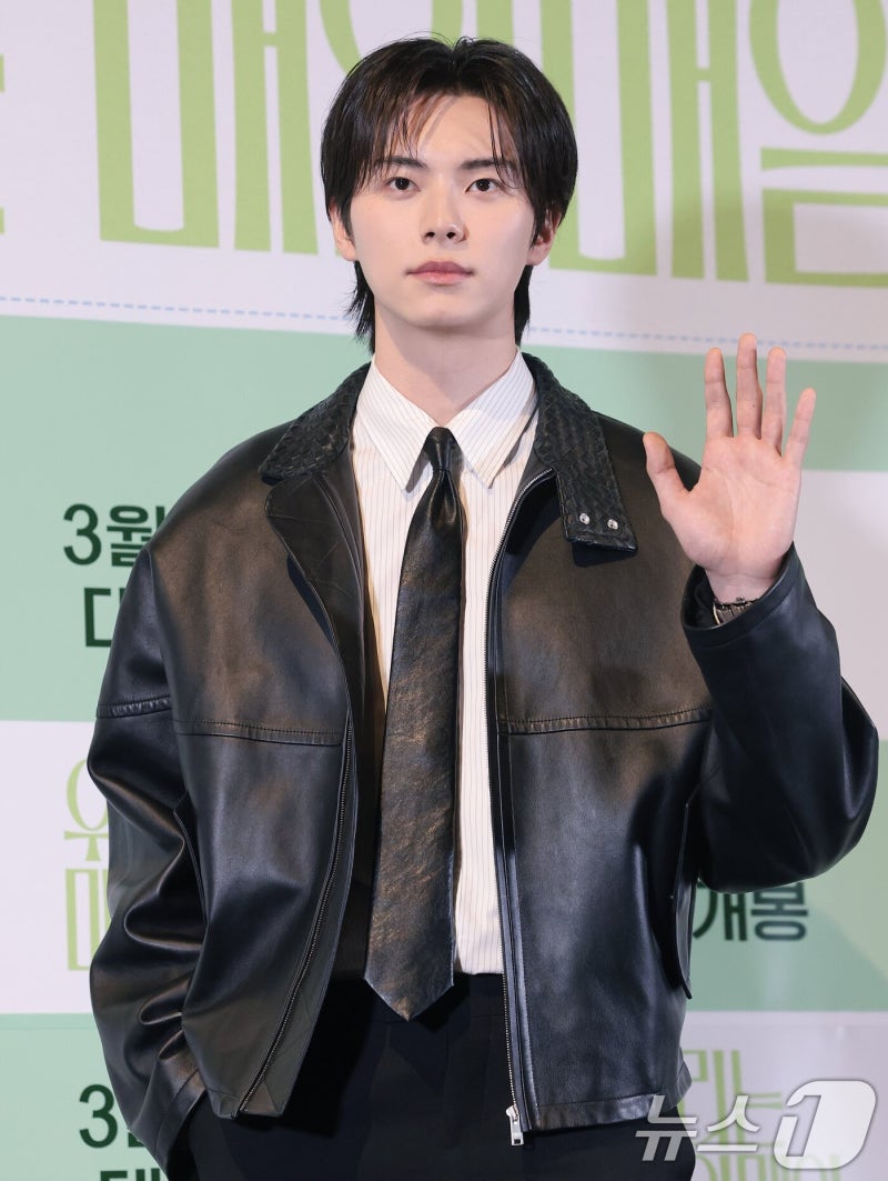 변우석·이채민 소속사, 악플러에 법적 대응 선언! "강경 대응할 것"