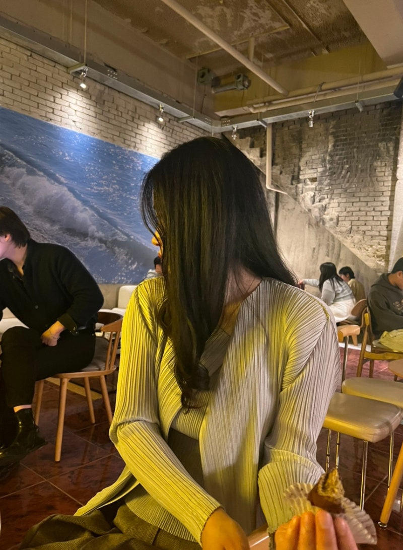 제이드몽 플리츠 심플리세미크롭셔츠 3키로 빠져보이는 매직 글로우 오픈 미들가디건 미들....