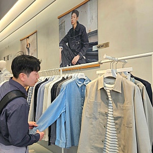마인드브릿지 동성로점 남성 셔츠 추천 M1WS3130 세미오버핏 반팔셔츠