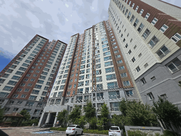  대구 남구 봉덕동 102동 406호 봉덕한라하우젠트퍼스트 아파트 경매 1억대 실거주 투자 추천 남구청 인근 반값 수준 수익형 부동산 대구지방법원 2025타경931