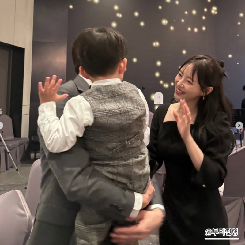 신화 앤디 이은주 행복 미소 쏟아진 이민우 결혼식 현장