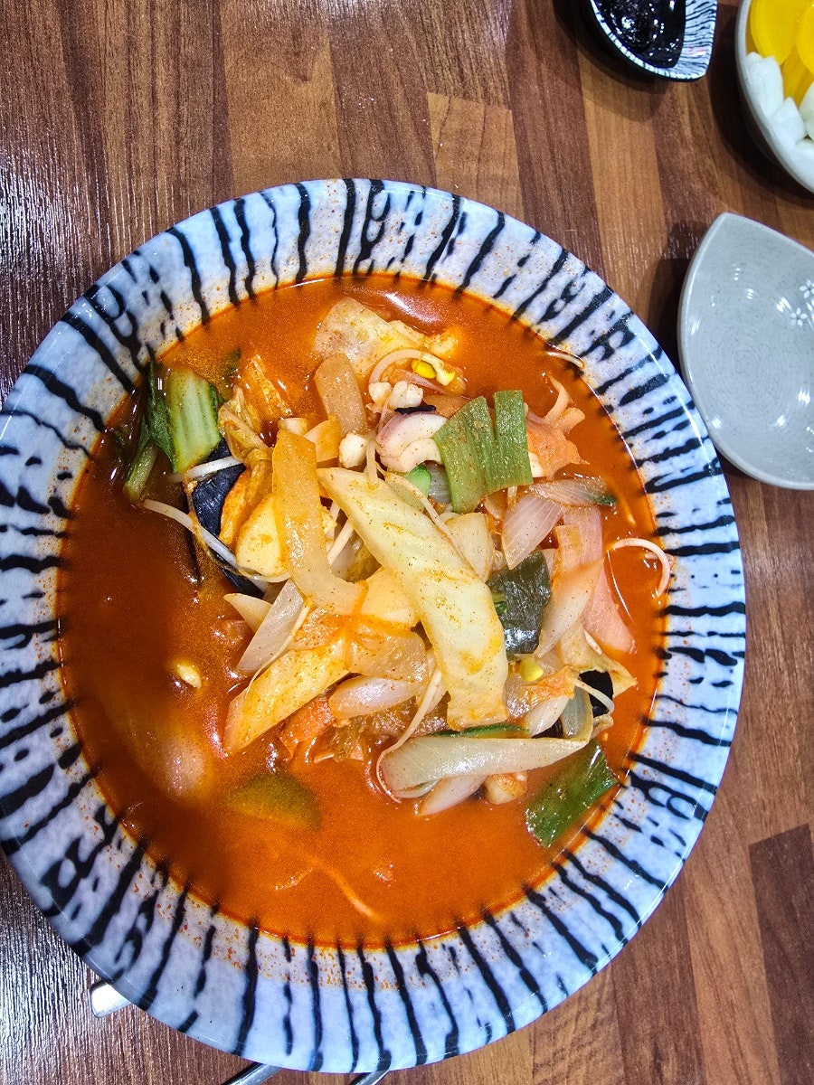 동화반점 사진 2