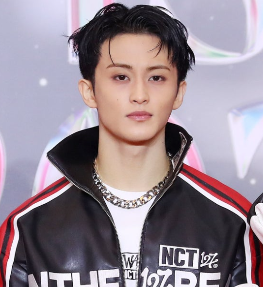 NCT 마크 탈퇴 이유 및 SM 전속계약 종료 후 버스킹 작가 행보 직접 정리마크 NCT 탈퇴 6인조 개....