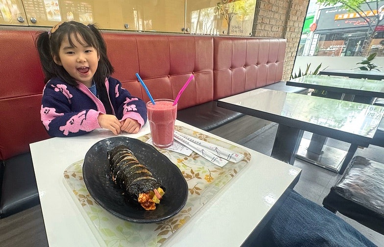 대구 노포 김밥 맛집 동성로 중앙로역 부근, 추억의 바뷔치(매참김밥+생과일쥬스+토스트) 내....