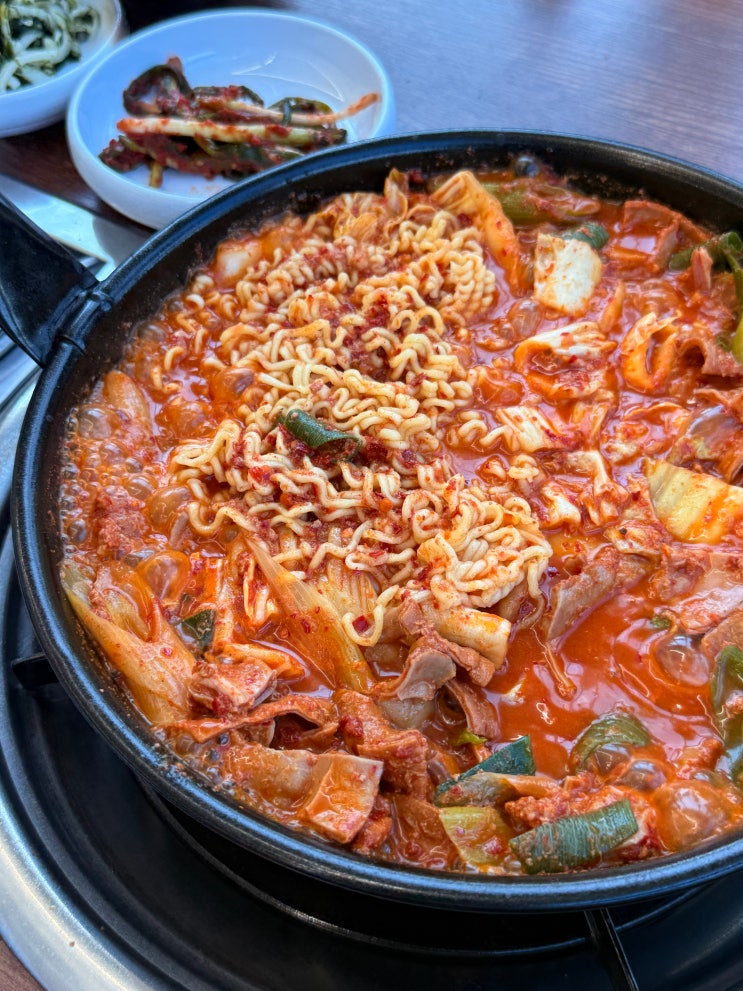  구미 곱창전골 맛집 점심메뉴 추천 선산대한곱창 고아점