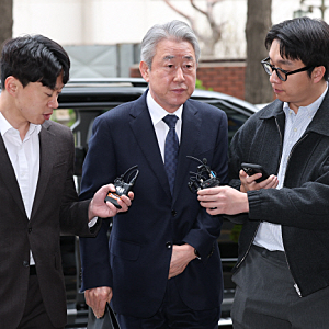 강호동 농협회장 금품수수 의혹 경찰 출석ㅣ억대 뇌물 사건 어디까지 밝혀질까?