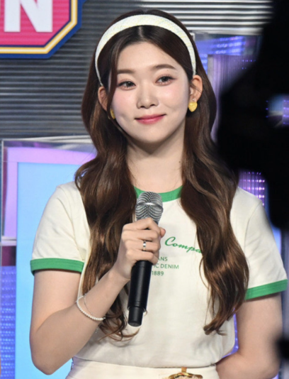 [빌리 츠키 프로필] 나이 키 국적! 사탕 다이어트로 완성한 카리나 닮은꼴 V라인