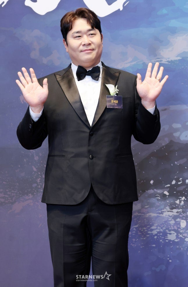 "11년 의리 끝" 문세윤, FNC와 결별... 예능 사업 철수 속 본격 'FA' 대어 등극!