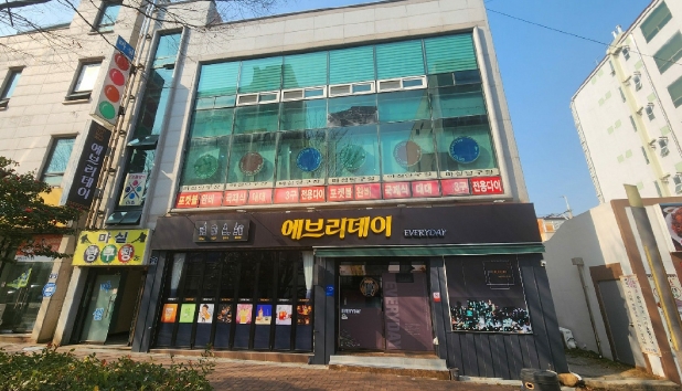  [여수상가주택경매] 6억으로 건물주 전남 여수시 문수동 127-1 일반상업지 대지 101평 다가구 건물 반값 이하 파격 기회 2025타경51114