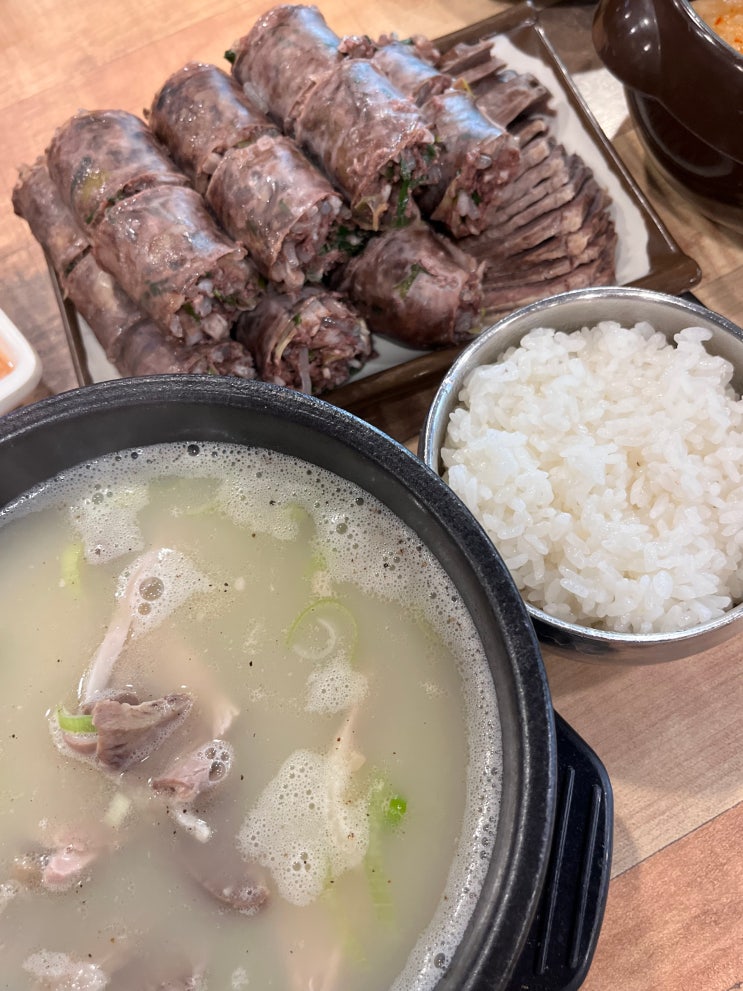  구미 국밥 맛집 현지인 추천 아침 식사 가능한 평양아바이순대 고아점