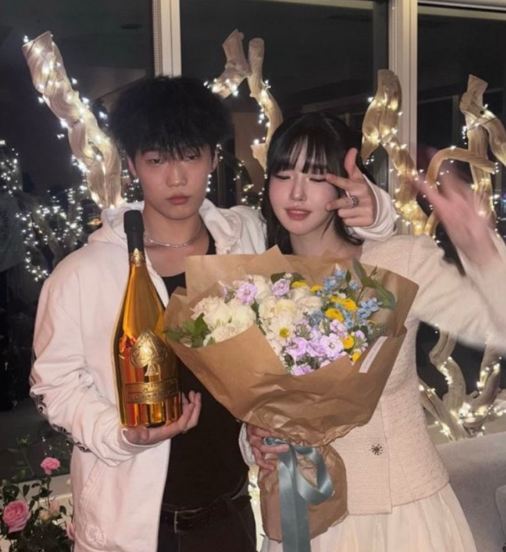   과즙세연 방시혁 의장 포착 이후 연예계 래퍼들의 급변한 태도 폭로