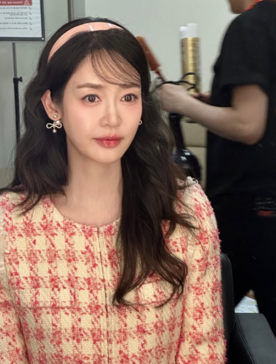 "마음고생이 피부를 죽인다?" 혼자 버틴 성유리가 43세에 '요정 미모' 강제 소환한 코르티솔 ....