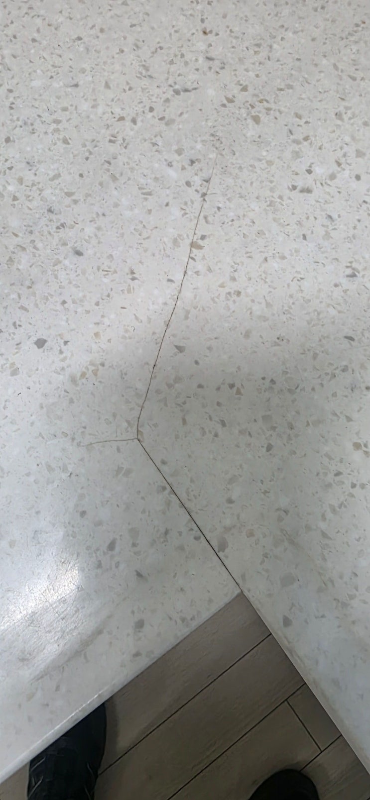  [도화동 싱크대 상판 크랙 복원 및 실리콘 재시공] 도화 서희스타힐스 입주 전 필수 체크!