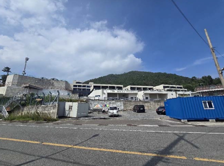  [순천리조트경매] 전남 순천시 해룡면 상내리 와온해변 인근 대형 풀빌라 리조트 토지 1,513평 급매가 기회 2025타경51414