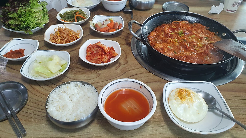 삼남매 백반전문 사진 1