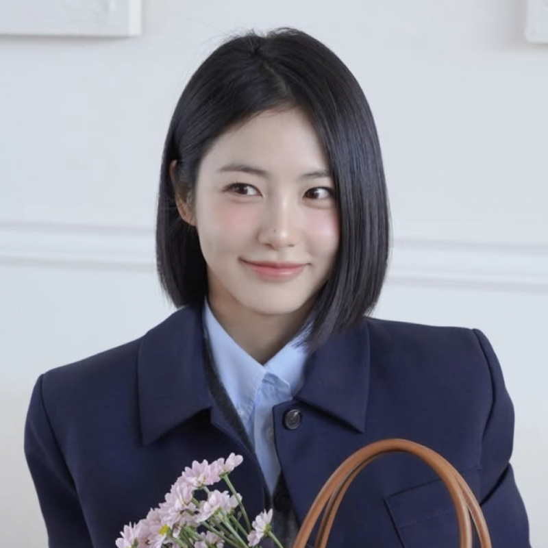 "학폭으로 전국민 속이더니..." 더글로리로 전국 긴장시킨 연진이 아역의 미우미우 봄 패션 ....
