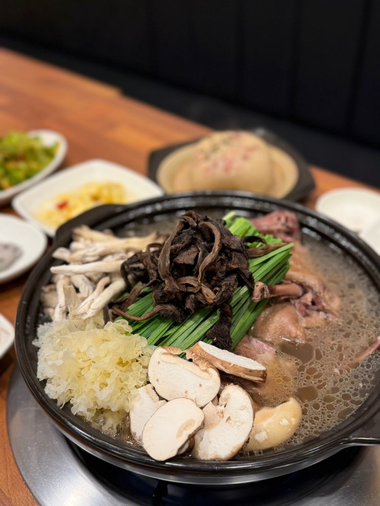  김포 구래동 맛집 점심 저녁 부모님 모시고 가기 좋은 능이백숙 전문점 짱닭 짱달구네