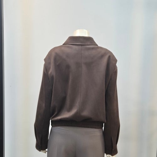 쉬즈미스 스웨이드 카라점퍼, 캠퍼스에서 빛나는 스타일링 아이템