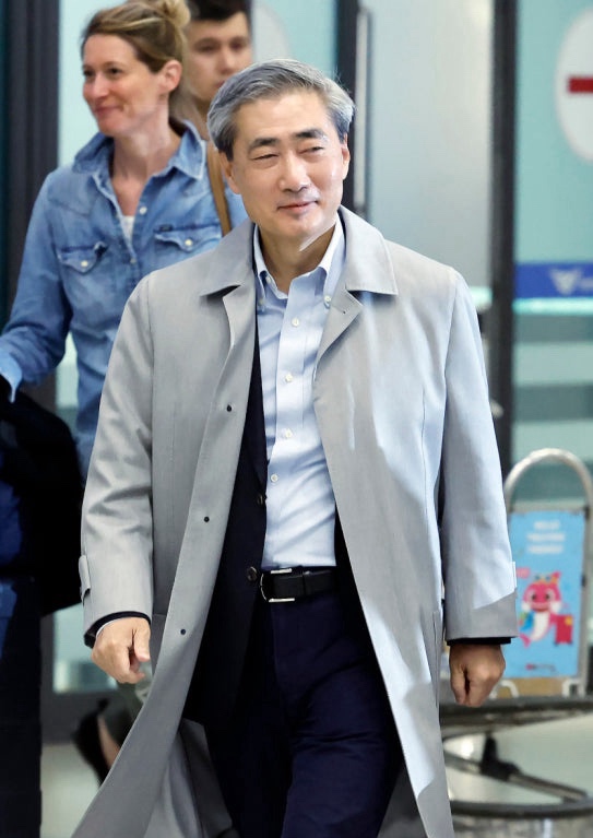 청문회 앞둔 <b>신현송</b> 한국은행 총재 후보자…<b>재산</b> 82억 <b>신고</b>... 