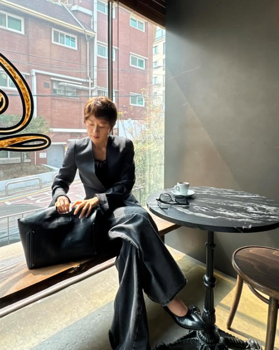김희애 파격 숏컷, 왜 이렇게 세련돼 보였을까