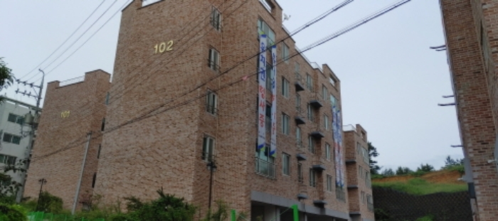  서천읍 사곡리 빌라건물전체 통매각 경매 신축 단지 반값 30억 기회 유치권 분석 2022타경18511