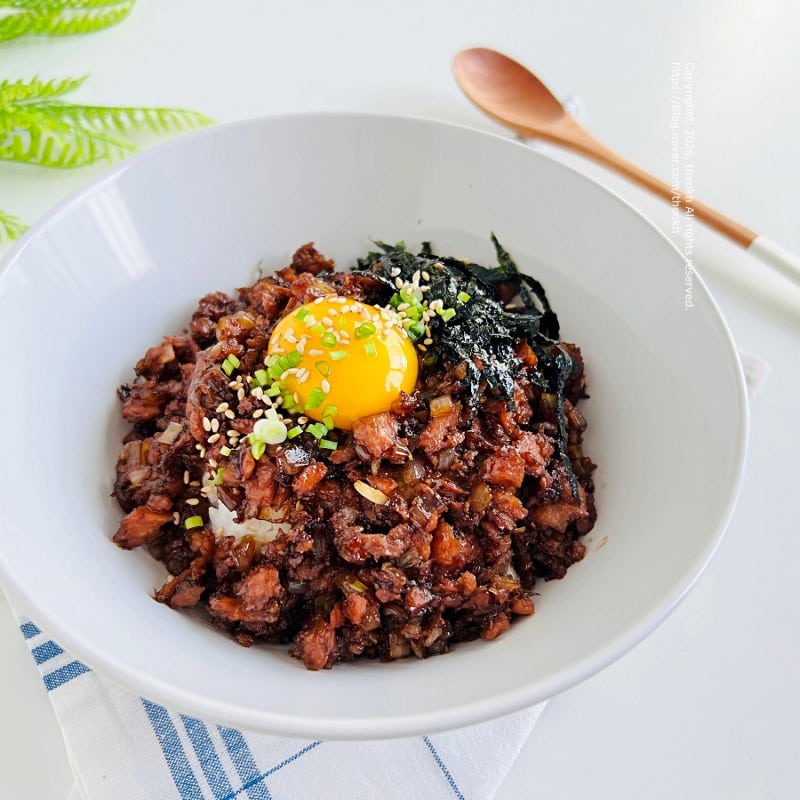 류수영 스팸덮밥 레시피, 쉽고 맛있는 스팸 양파덮밥 만들기