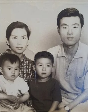 15년째 불륜녀 꼬리표 달고 살던 송윤아, 제주 근황 공개...김혜수 송혜교 아지트로 모이는 이....